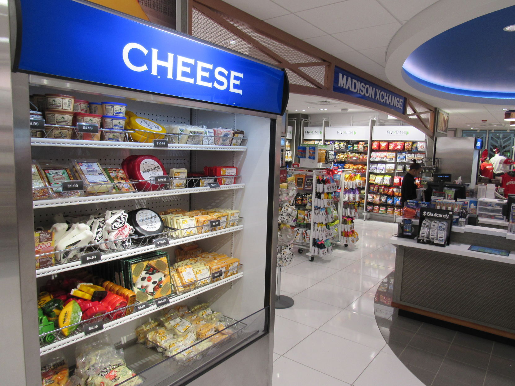Dane County Regional Airport Retail